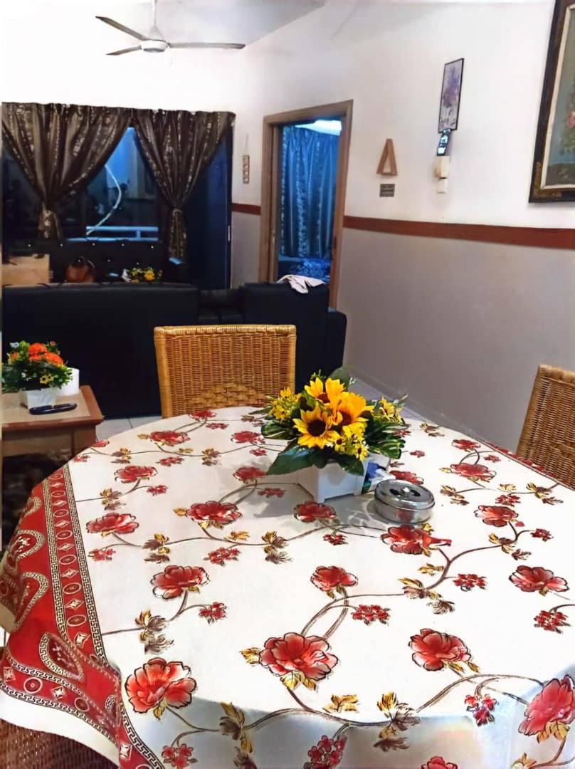 פורט דיקסון Bidadari Lagoon 4 Islamic Homestay מראה חיצוני תמונה
